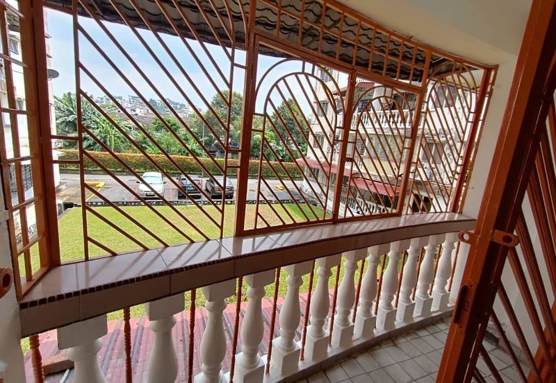 Cheras Perdana Apartment Block D, E