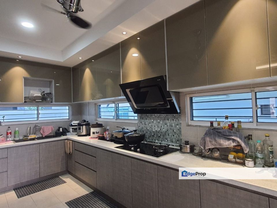 For Sale Bandar Country Homes, Rawang Ivory Heights Bungalow Fully furnished, Selangor, Rawang