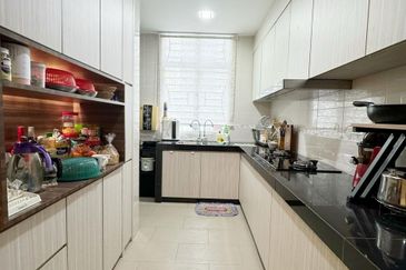 Ayu Lestari, Alam Nusantara