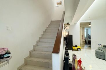 Ayu Lestari, Alam Nusantara