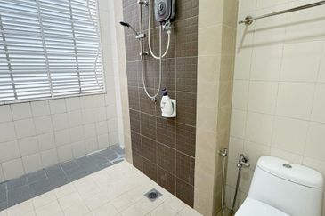 Ayu Lestari, Alam Nusantara