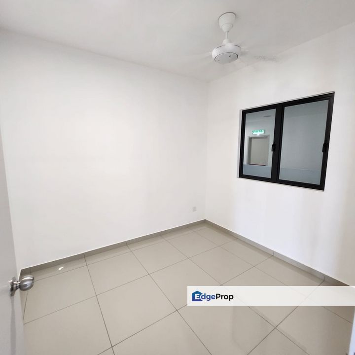 For Sale Duduk Huni @ Eco Ardence, Setia Alam Condominium Partially furnished nearby setia city mall, Selangor, Setia Alam/Alam Nusantara