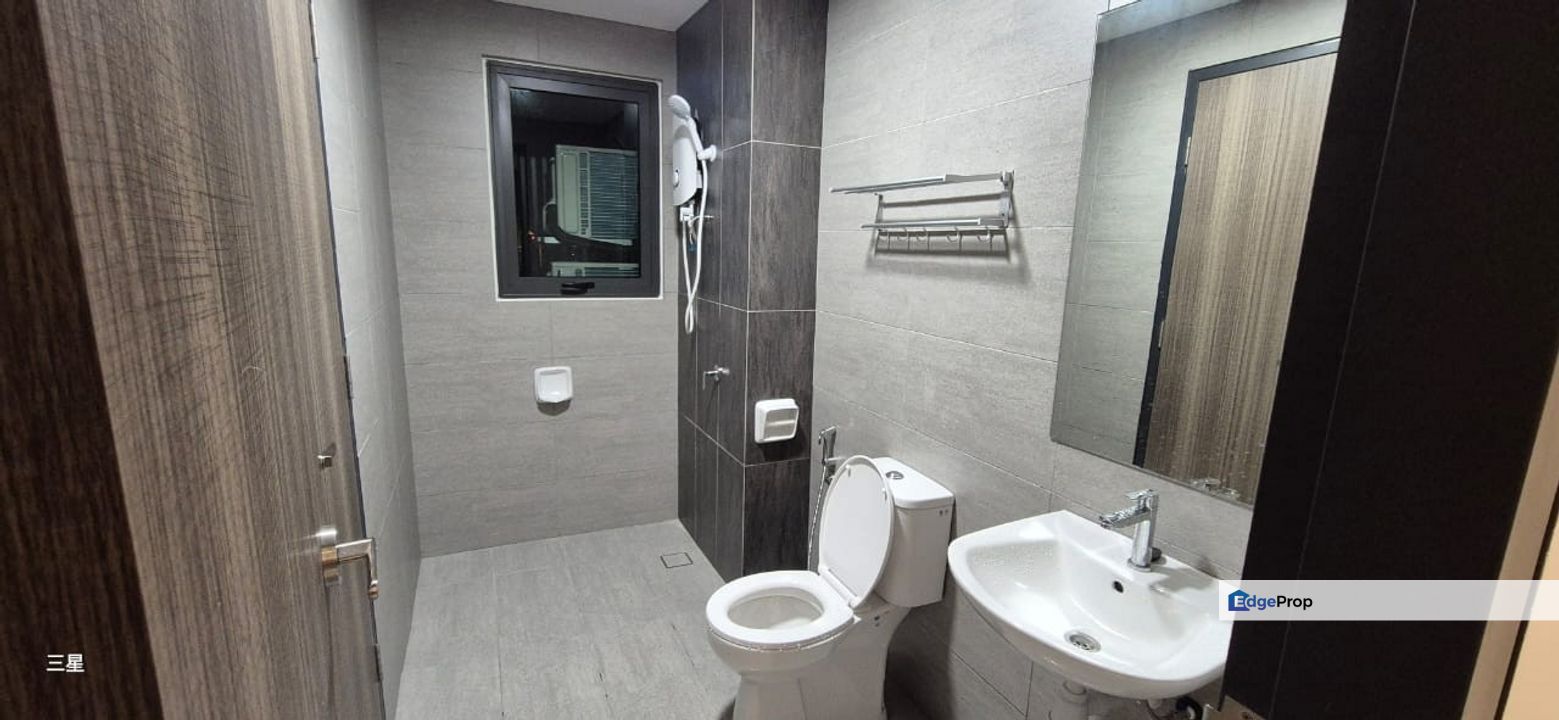 For Sale Edumetro @ Subang Jaya, USJ Condominium Fully furnished Brand New Nearby Segi College , Selangor, USJ