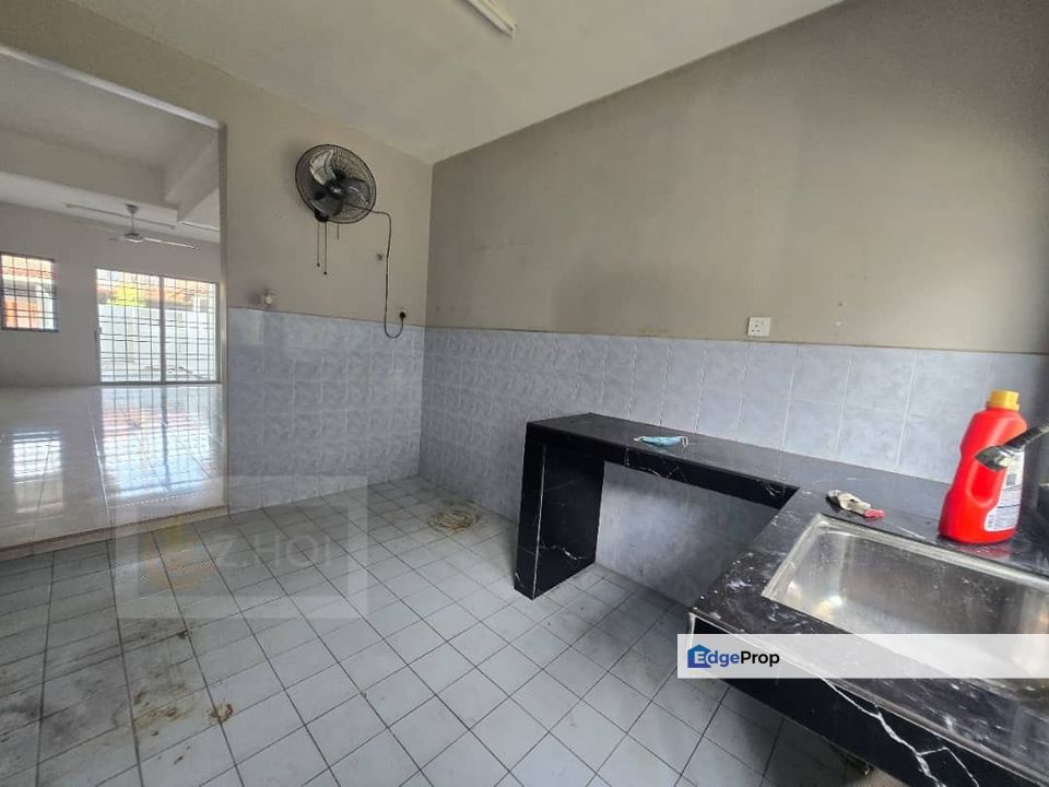 For Sale Taman Klang Utama, Klang Double Storey Good condtion , Selangor, Klang