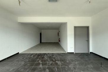 Elmina Business Park