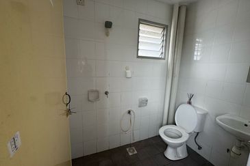 Pangsapuri Akasia, Bandar Botanic