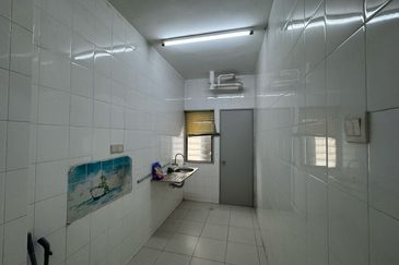 Pangsapuri Akasia, Bandar Botanic