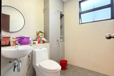 Zeyheri, Setia Utama 2