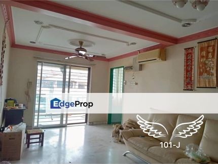 For sale taman sentosa klang double storey townhouse renovated & extended partially furnished, Selangor, Klang