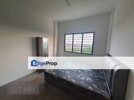 For sale impian sentosa, klang apartment partially furnished Newly Refurbished , Selangor, Klang