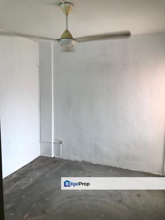 For sale pangsapuri palma, bandar botanic newly painted kitchen cabinet, Selangor, Bandar Botanic/Bandar Bukit Tinggi