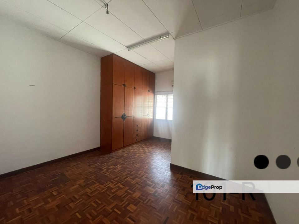 For sale seksyen 7 shah alam double storey extended , Selangor, Shah Alam