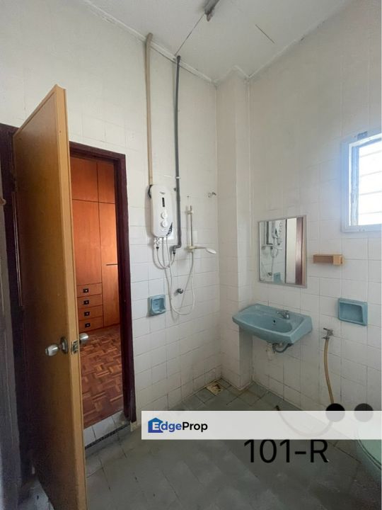 For sale seksyen 7 shah alam double storey extended , Selangor, Shah Alam