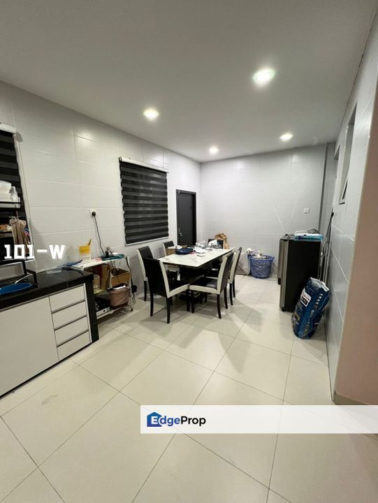 For sale meranti hillpark, puncak alam double storey extended renovated fully furnished , Selangor, Sekinchan