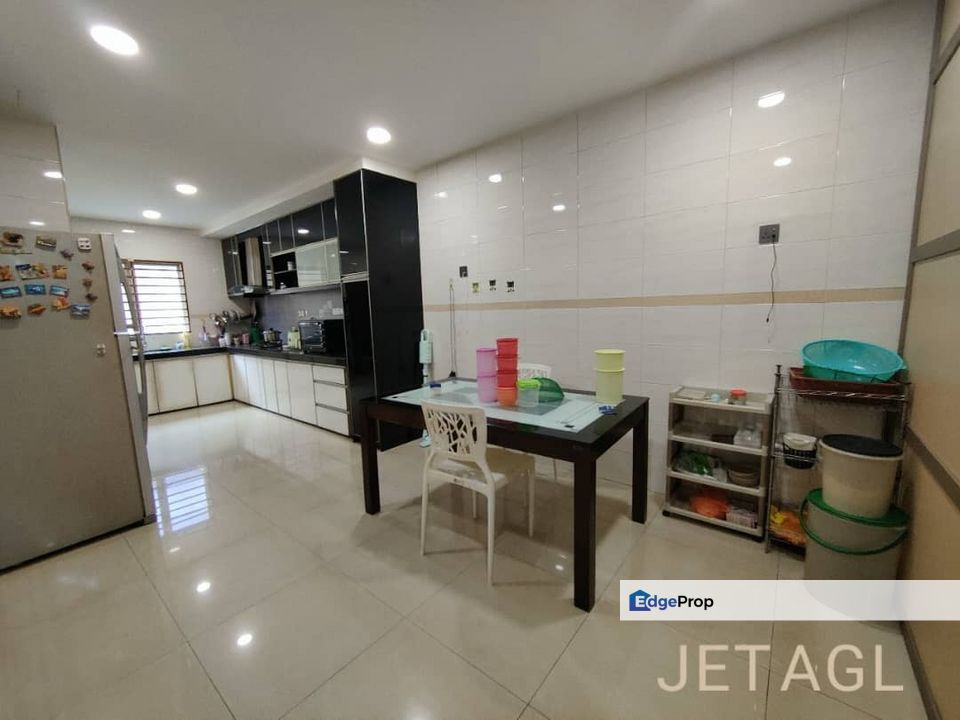 For sale bandar parklands, klang double storey kitchen extended , Selangor, Klang