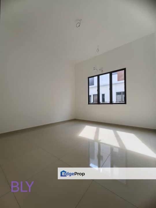 For sale canary garden @ bandar bestari, klang semi d brand new, Selangor, Klang