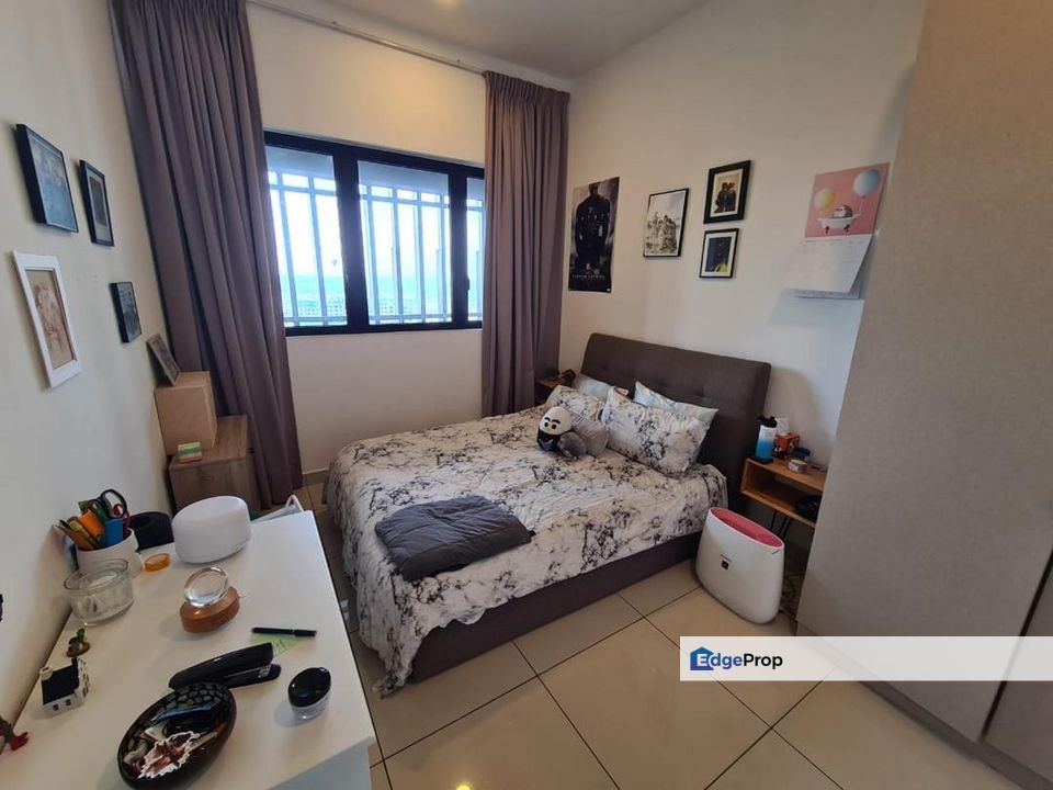 For sale the parque residence @ eco santuary telok panglima garang condominium fully furnished nearby tenby school, Selangor, Telok Panglima Garang