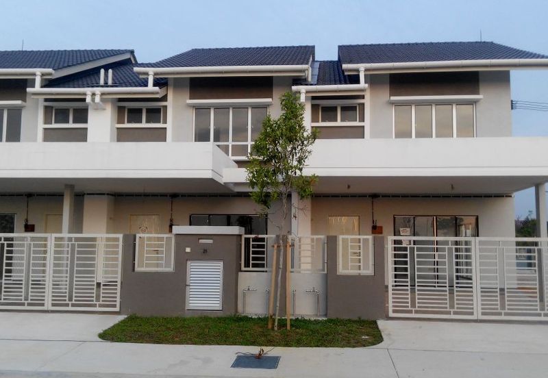 Saron @Bandar Bukit Raja