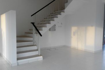 Saron @Bandar Bukit Raja