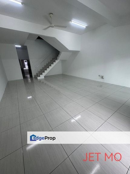 For rent Taman Mersa Kampung jawa klang double storey newly painted partially furnished, Selangor, Klang