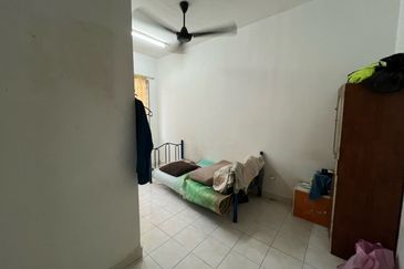 Jalan Makyong, Bandar Bukit Raja