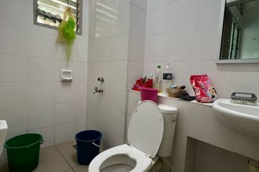 Jalan Makyong, Bandar Bukit Raja