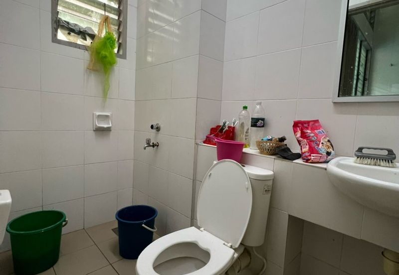 Jalan Makyong, Bandar Bukit Raja