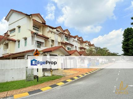 For sale Anjung Sari Setia Alam 3-Storey House Superlink Basic Newly repainted , Selangor, Shah Alam