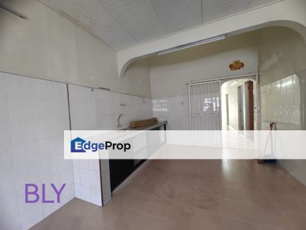 For sale taman menara maju klang kampung jawa single storey partially furnished, Selangor, Klang