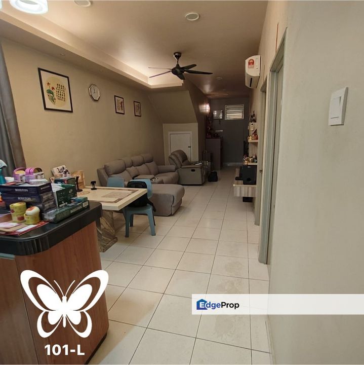 For sale pearl villa townhouse bandar saujana putra ground floor partially furnished, Selangor, Bandar Saujana Putra