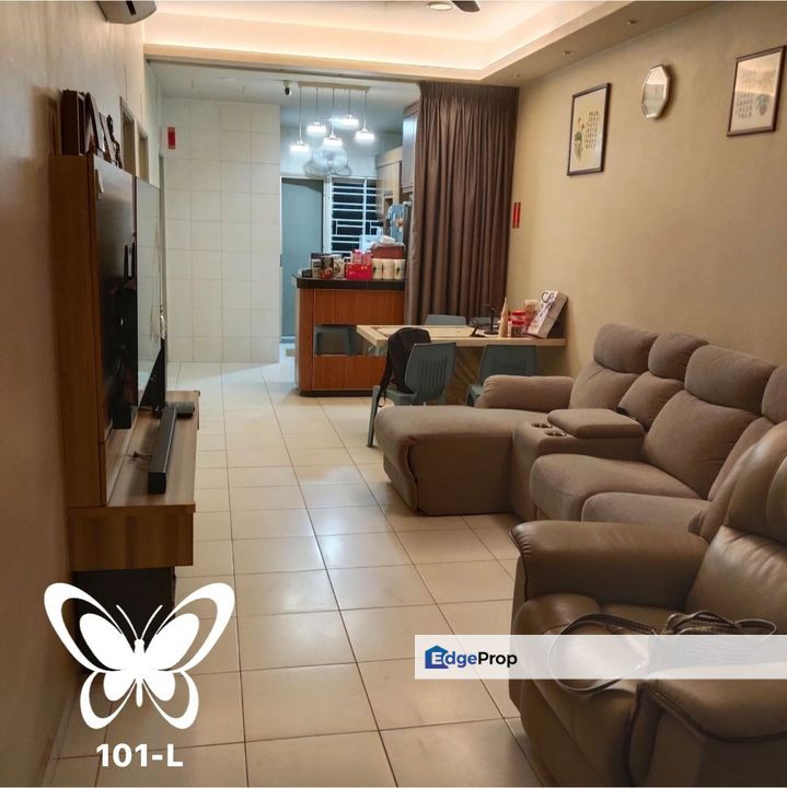 For sale pearl villa townhouse bandar saujana putra ground floor partially furnished, Selangor, Bandar Saujana Putra