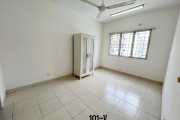 Seri Baiduri Apartments @ Setia Alam