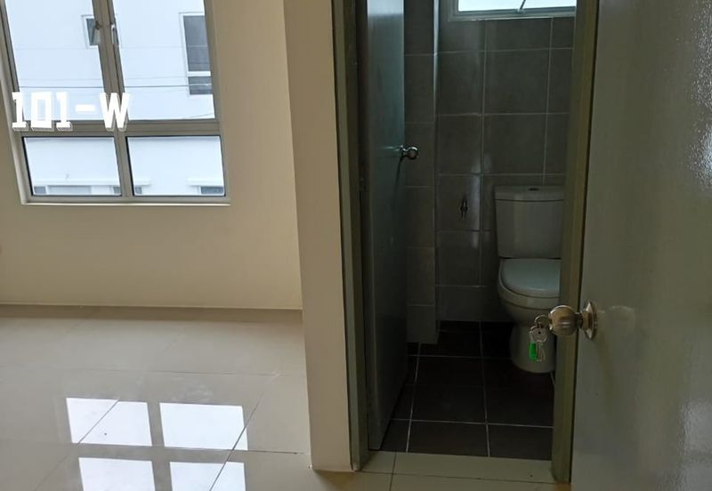 Persiaran Puncak Alam 1 