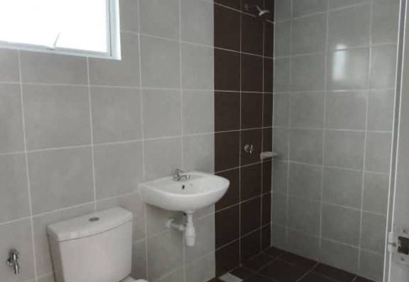 Persiaran Puncak Alam 1 