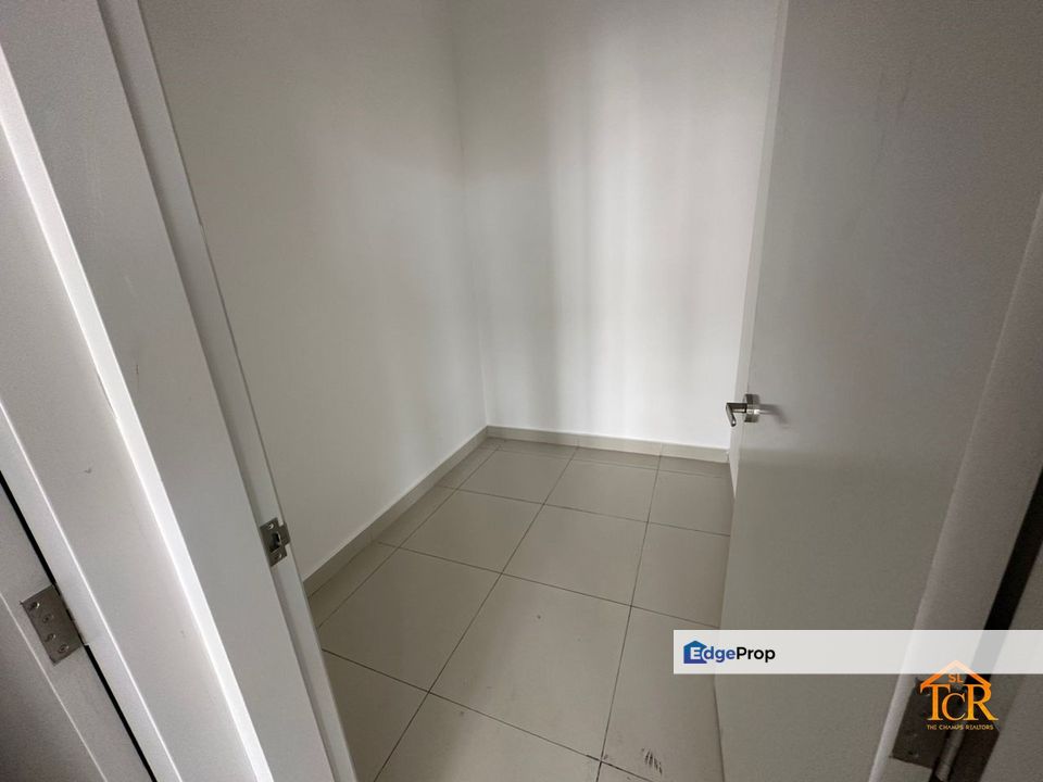 For Sale Setia City Residences @ Setia Alam Condominium Partially furnished Nearby Tenaby School, Selangor, Setia Alam/Alam Nusantara