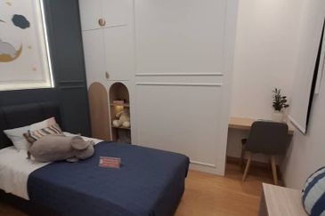 Gravit8 @ Klang South