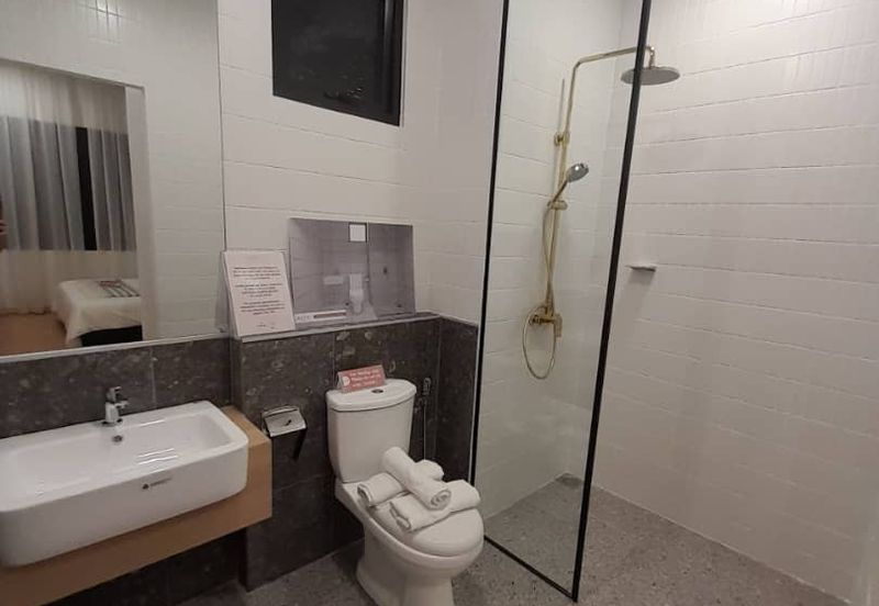 Gravit8 @ Klang South