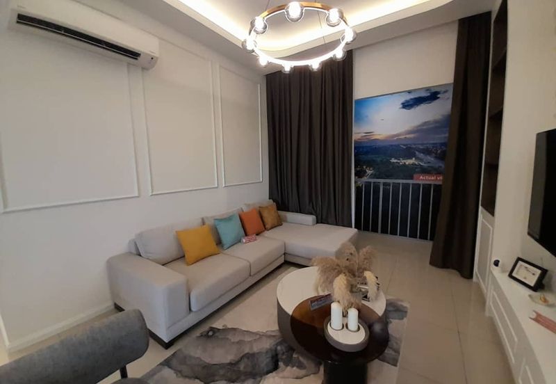 Gravit8 @ Klang South