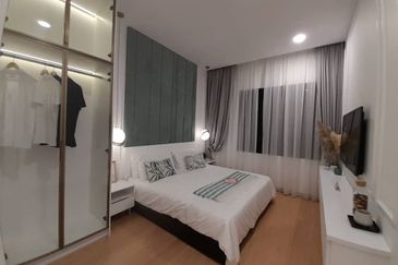 Gravit8 @ Klang South