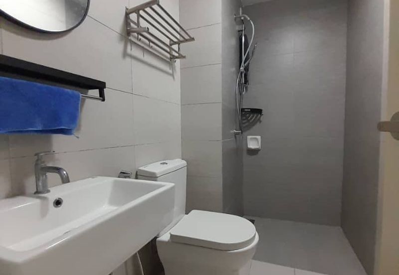 Gravit8 @ Klang South