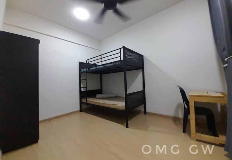 Gravit8 @ Klang South