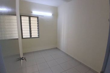 Pangsapuri Akasia, Bandar Botanic