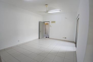 Pangsapuri Akasia, Bandar Botanic