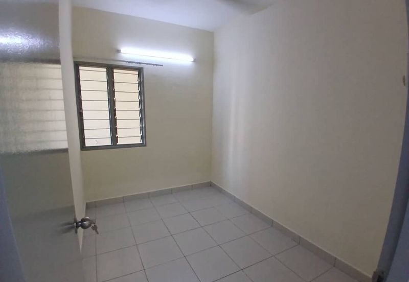 Pangsapuri Akasia, Bandar Botanic