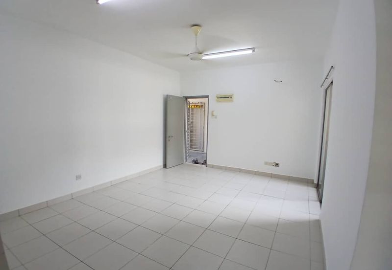 Pangsapuri Akasia, Bandar Botanic