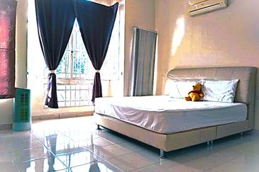 Setia Indah 9, Setia Alam