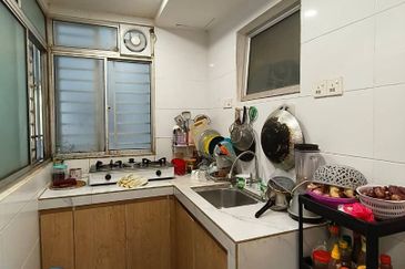 De Bayu Apartment @ Setia Alam