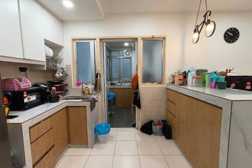 De Bayu Apartment @ Setia Alam