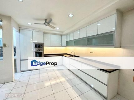 For Rent Taman Aman Perdana, Klang Double storey Semi D Partially furnished renovated, Selangor, Klang