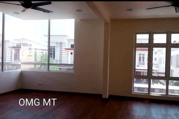 Casa Idaman, Setia Alam